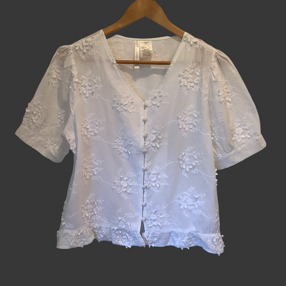 Forgotten Grace White Cotton Floral Appliqué Short Sleeve Top Romantic Sz L